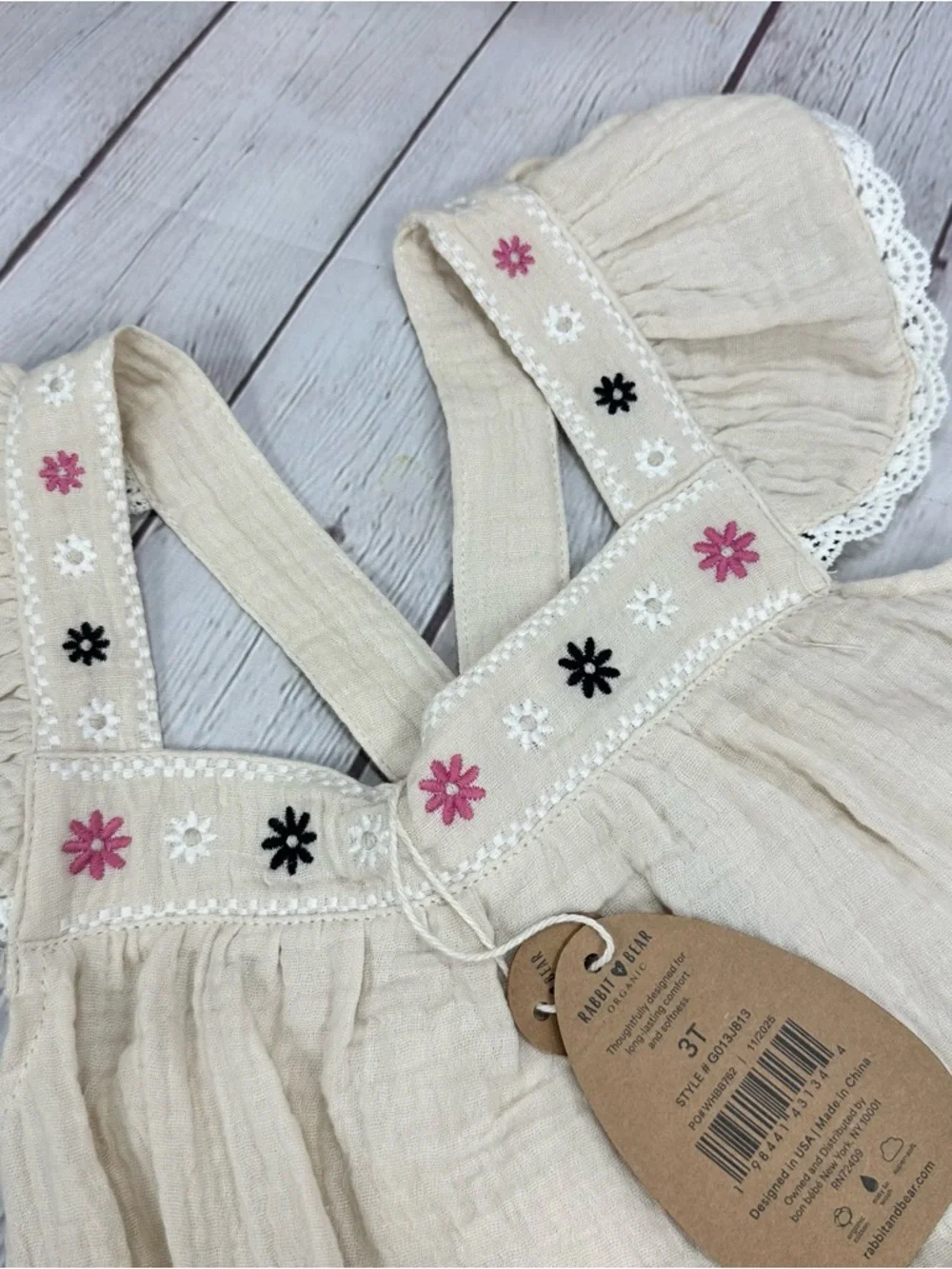 NWT rabbit + bear 2pc short set Embroidered floral Lace 3T boho cottage coquette
